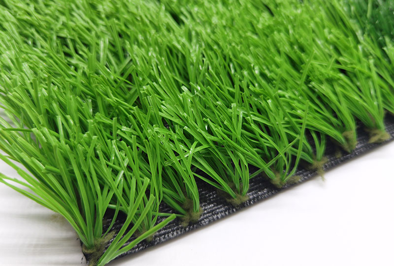 Diamond shaped wrapped yarn monofilament